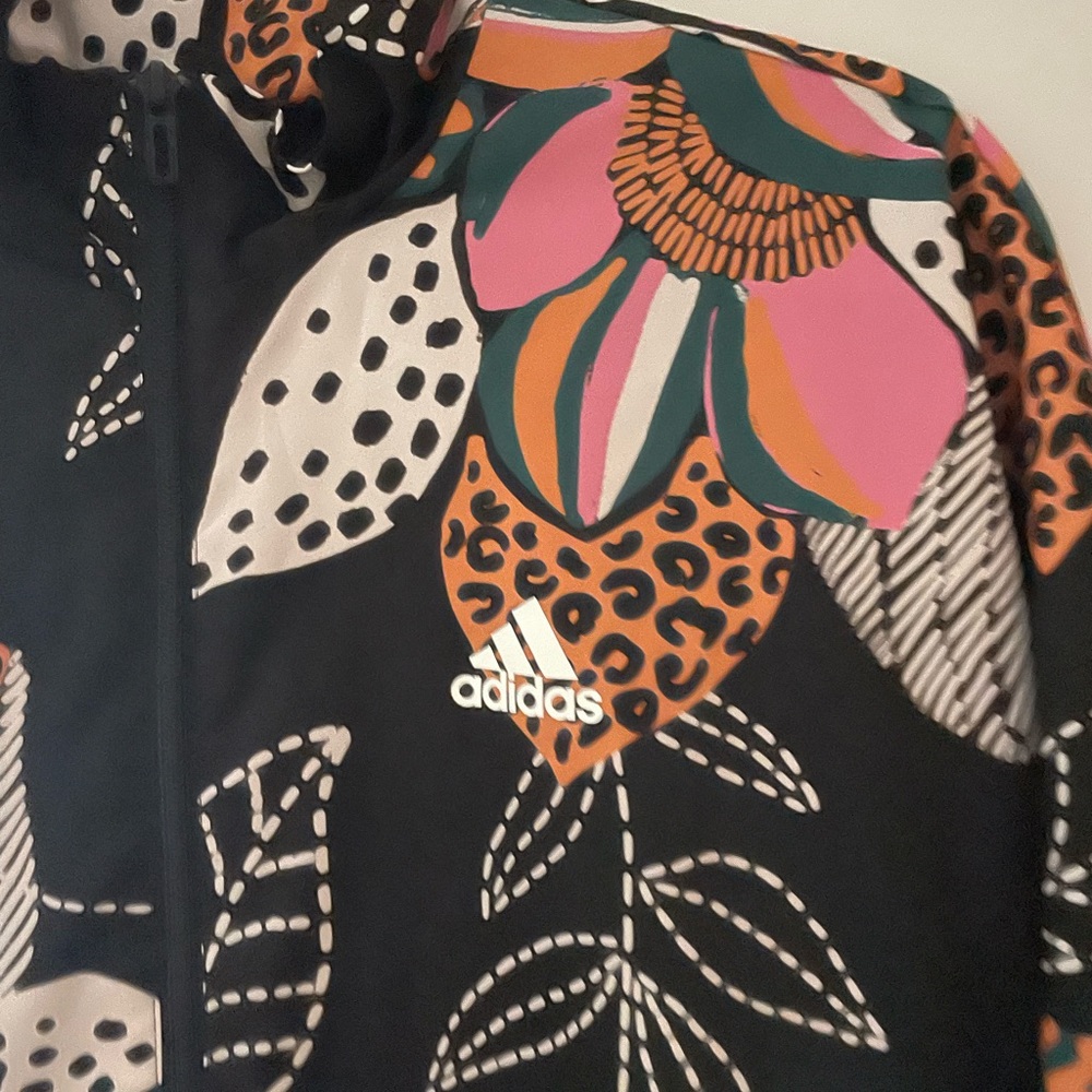 Adidas Women’s Black Floral & Leopard Print Jacket - Picture 4 of 4
